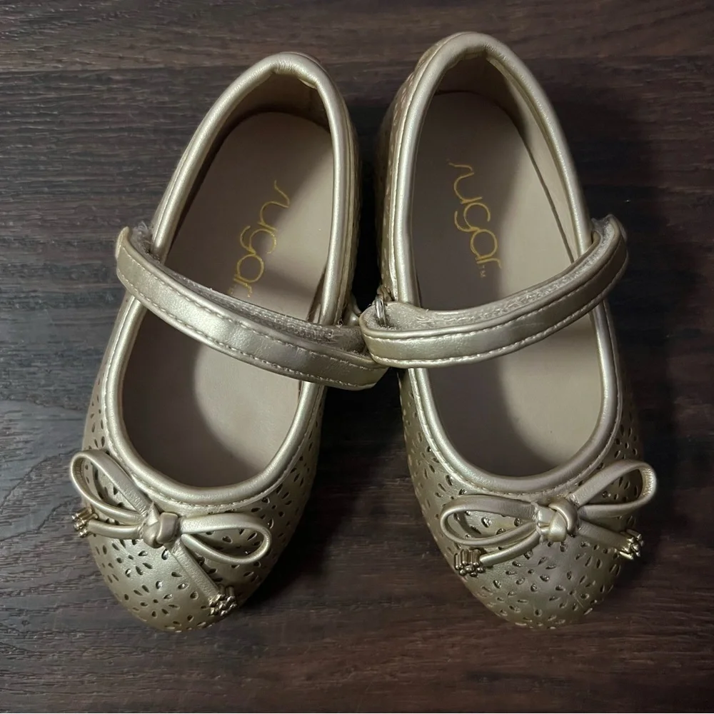 Sugar Toddler Girls Lil Drea Mary Jane Loop Closure Shoes 7M champagne gold